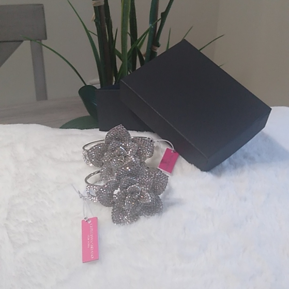 Diamond bracelets